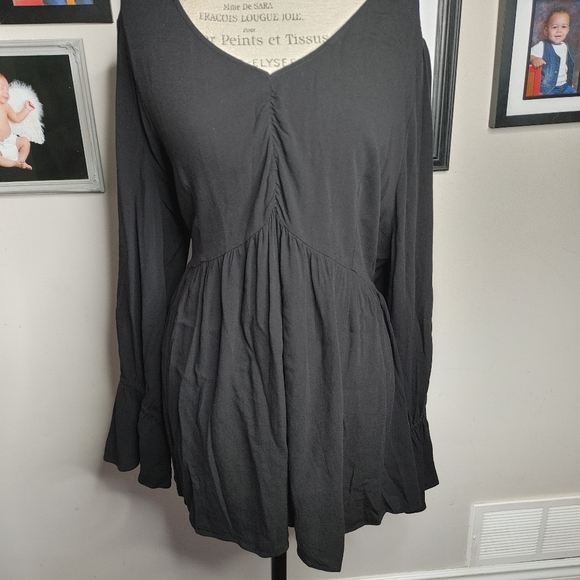 Love Legend Lace Back Tunic - Picture 1 of 7